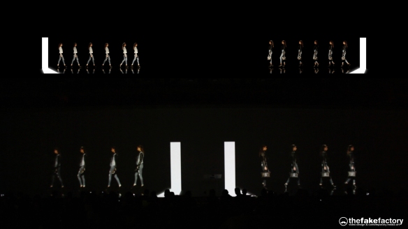 GUESS 3D HOLOGRAPHIC FASHION SHOW RUNAWAY 2014_04656